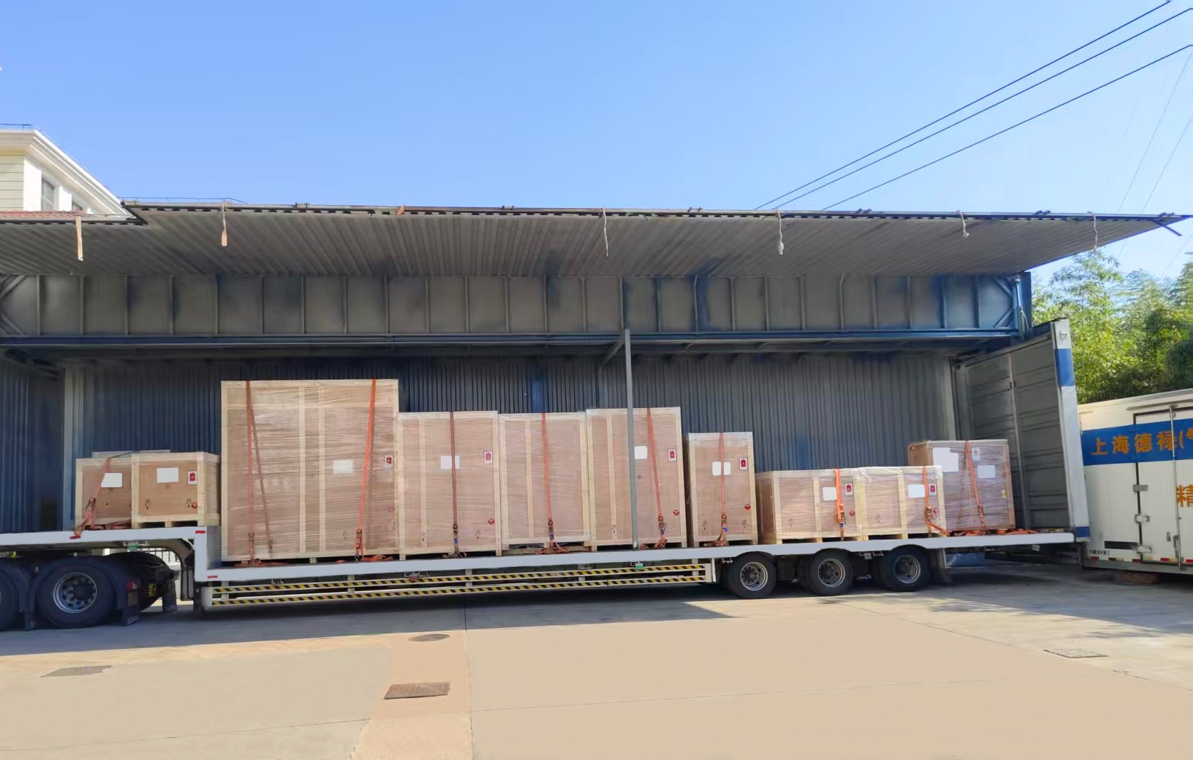 1763627585617845.jpg 微信圖片_20251120112100_21199_158.jpg